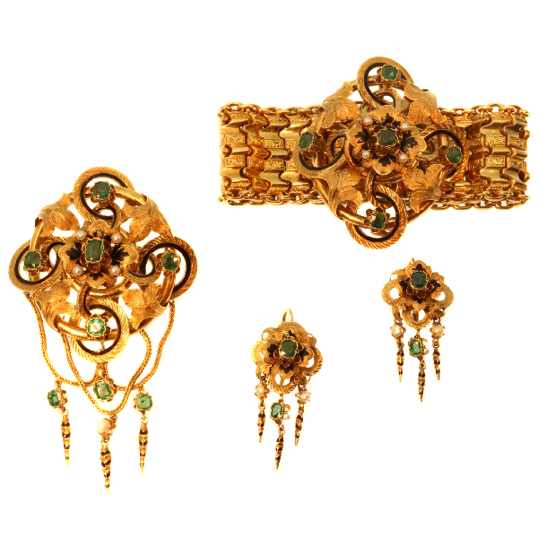 French Early Victorian antique parure brooch earrings bracelet enameled gold